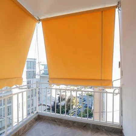 Miku Apartment-spectacular 1bd At Komuna E Parisit Appartamento Tirana