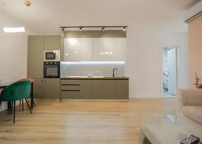 Miku Apartment-spectacular 1bd At Komuna E Parisit Appartamento *